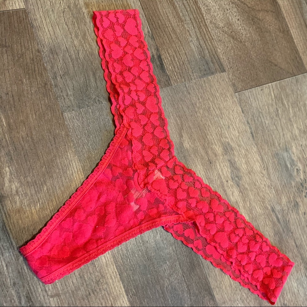 VS vintage The Lacie lace heart thong panty